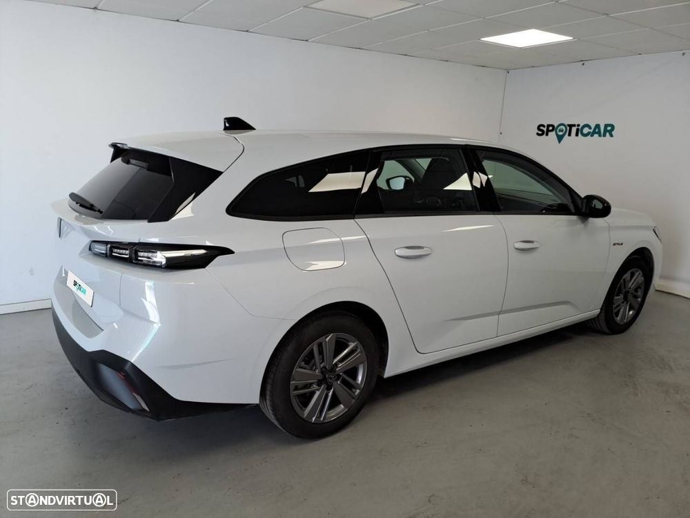 Peugeot 308 1.2 Hybrid Style e-DCS6 - 4