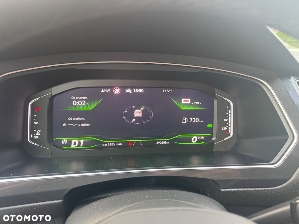 Volkswagen Tiguan 2.0 TDI R-Line DSG - 25