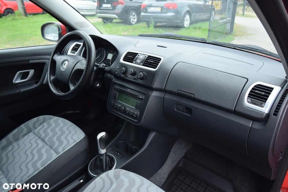 Skoda Fabia 1.2 HTP Ambiente - 21