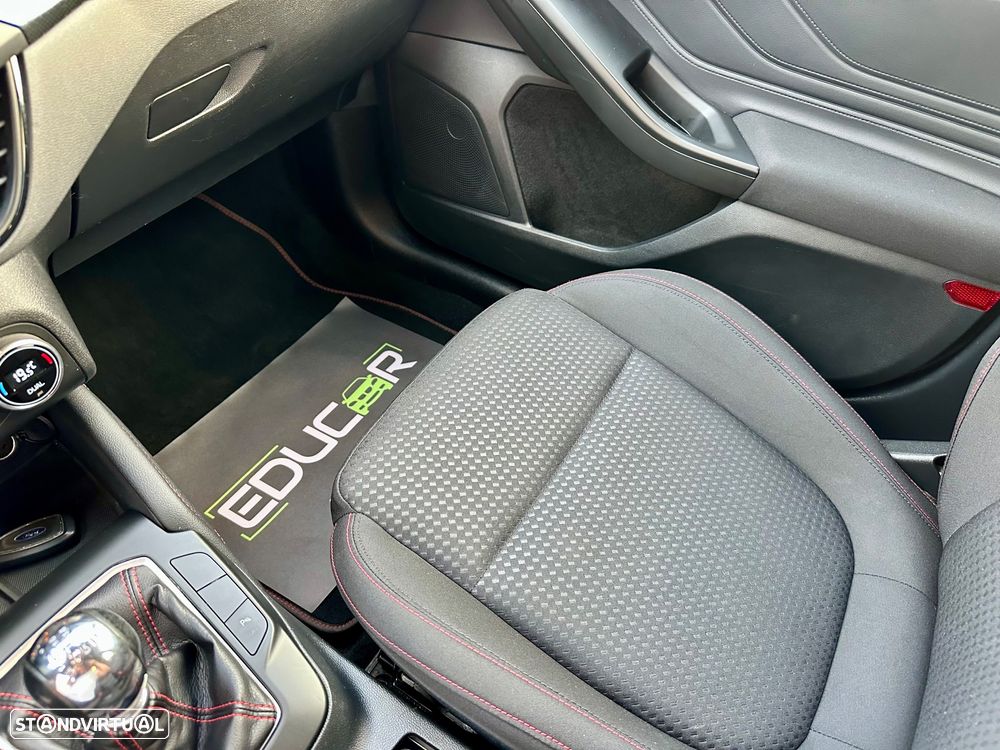 Ford Focus SW 1.0 EcoBoost Hybrid ST-LINE X - 30