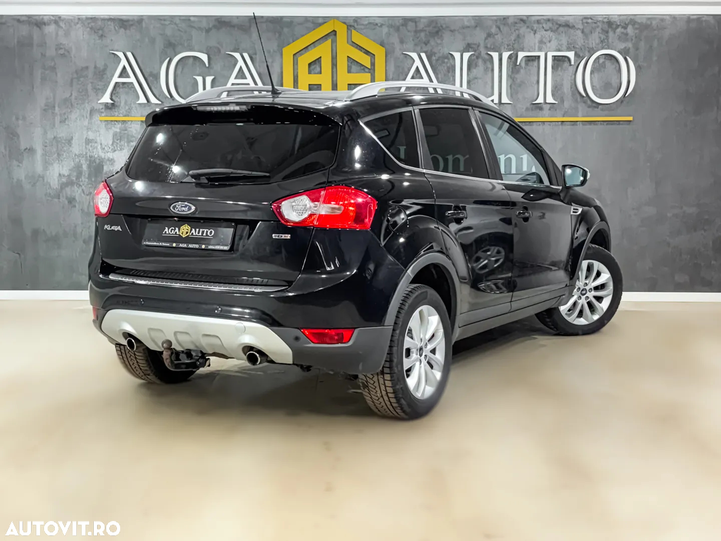 Ford Kuga - 4