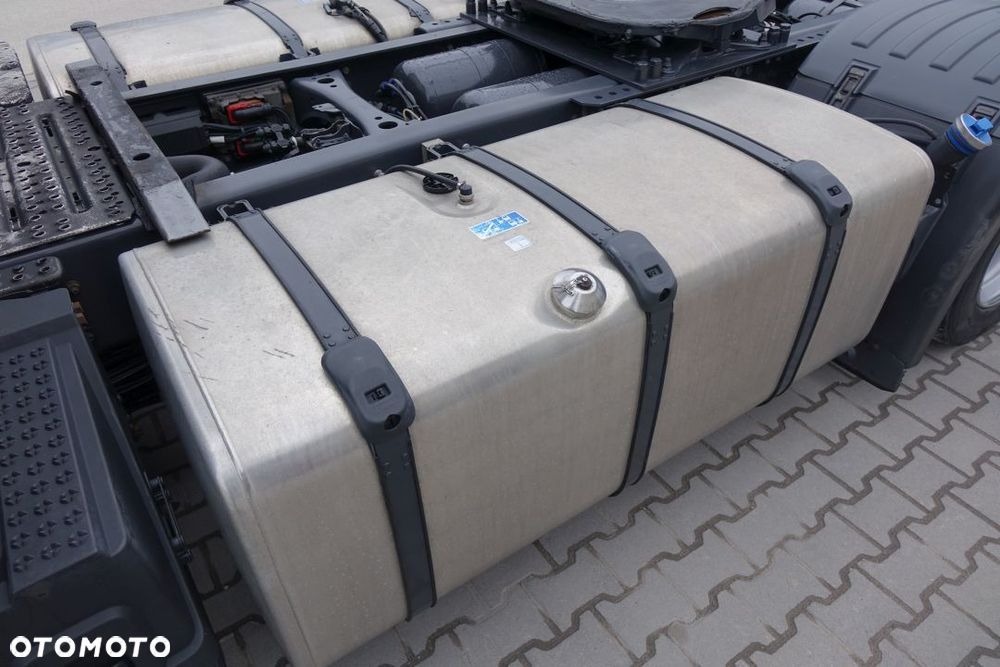 Scania S450 / EURO 6 / MEGA / LOW DECK / AUTOMAT / RETARDER / KLIMATYZACJA POSTOJOWA / LODÓWKA  /  2 ZBIORNIKI 700L / PO KONTRAKCIE - 12