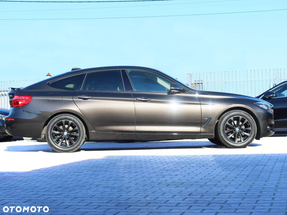 BMW 3GT 318d Advantage - 36