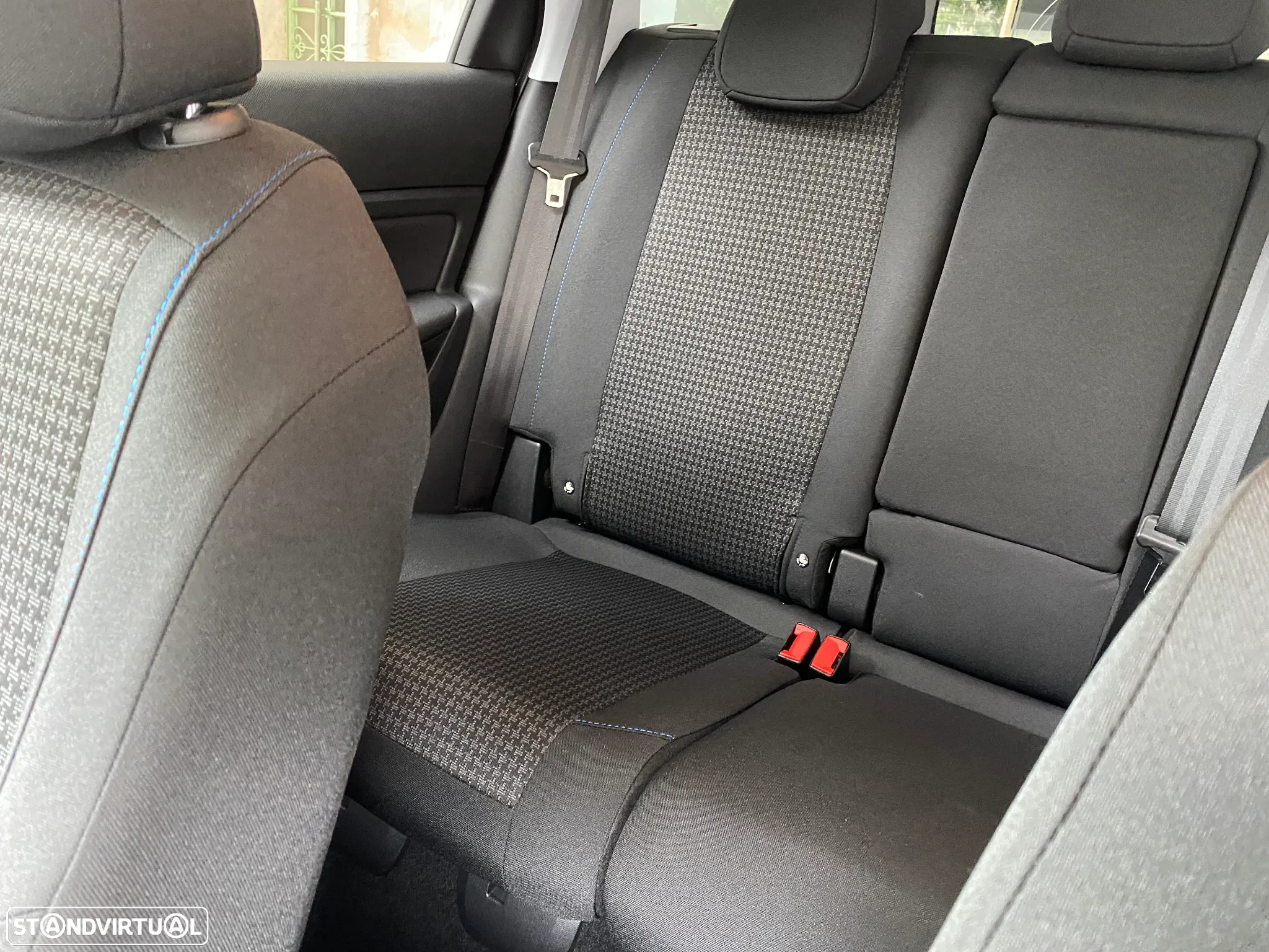 Peugeot 308 SW 1.5 BlueHDi Style - 20