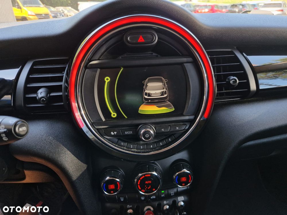 MINI Cooper - 24