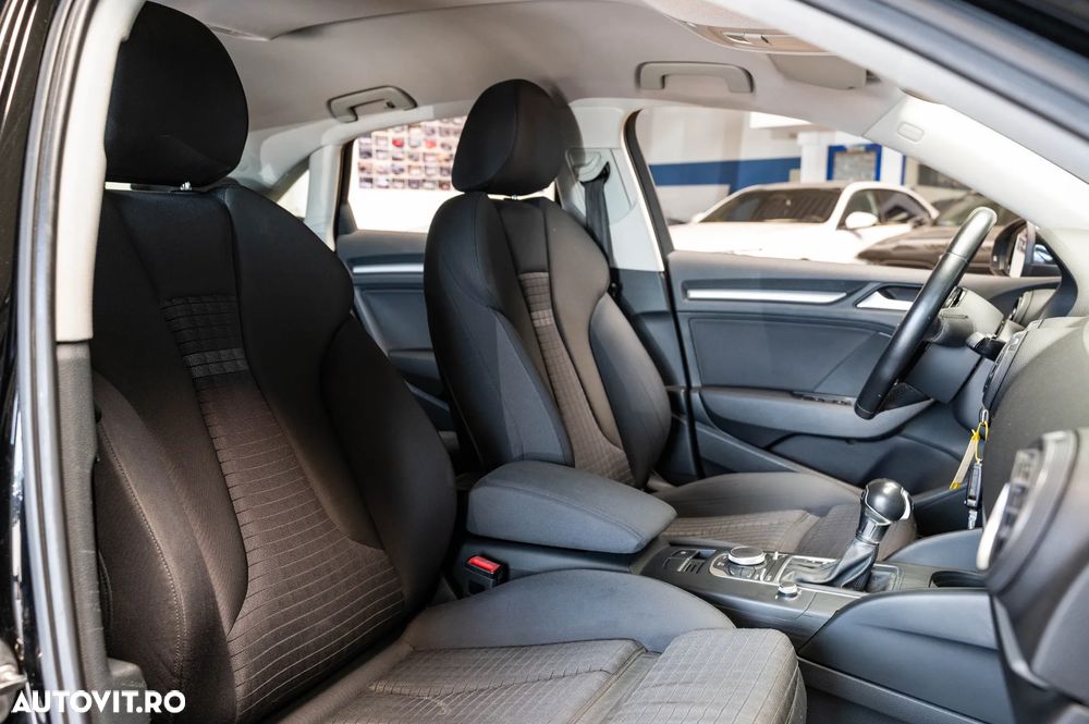 Audi A3 1.6 TDI S tronic - 29