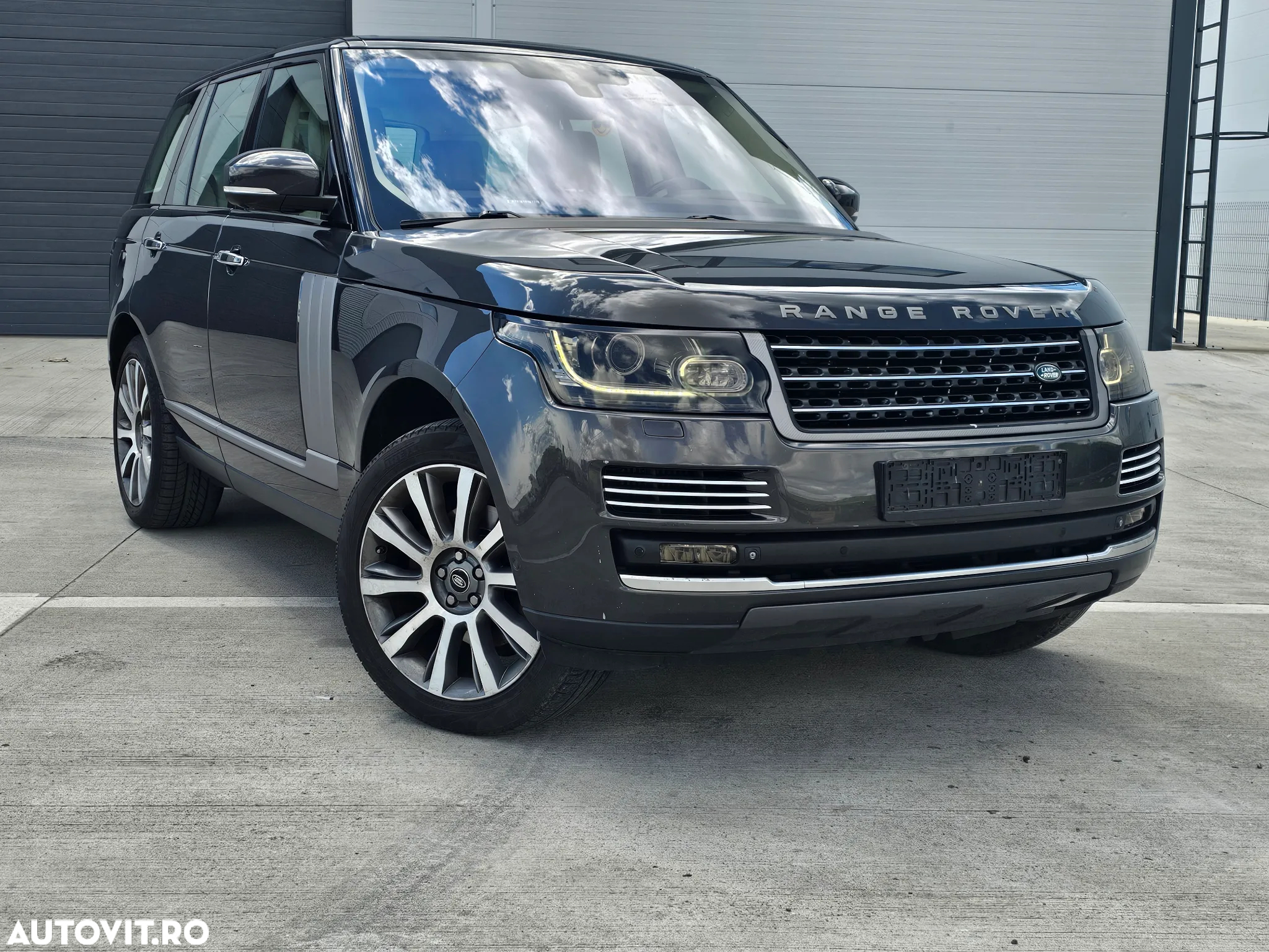Land Rover Range Rover 3.0 I TDV6 Autobiography - 2