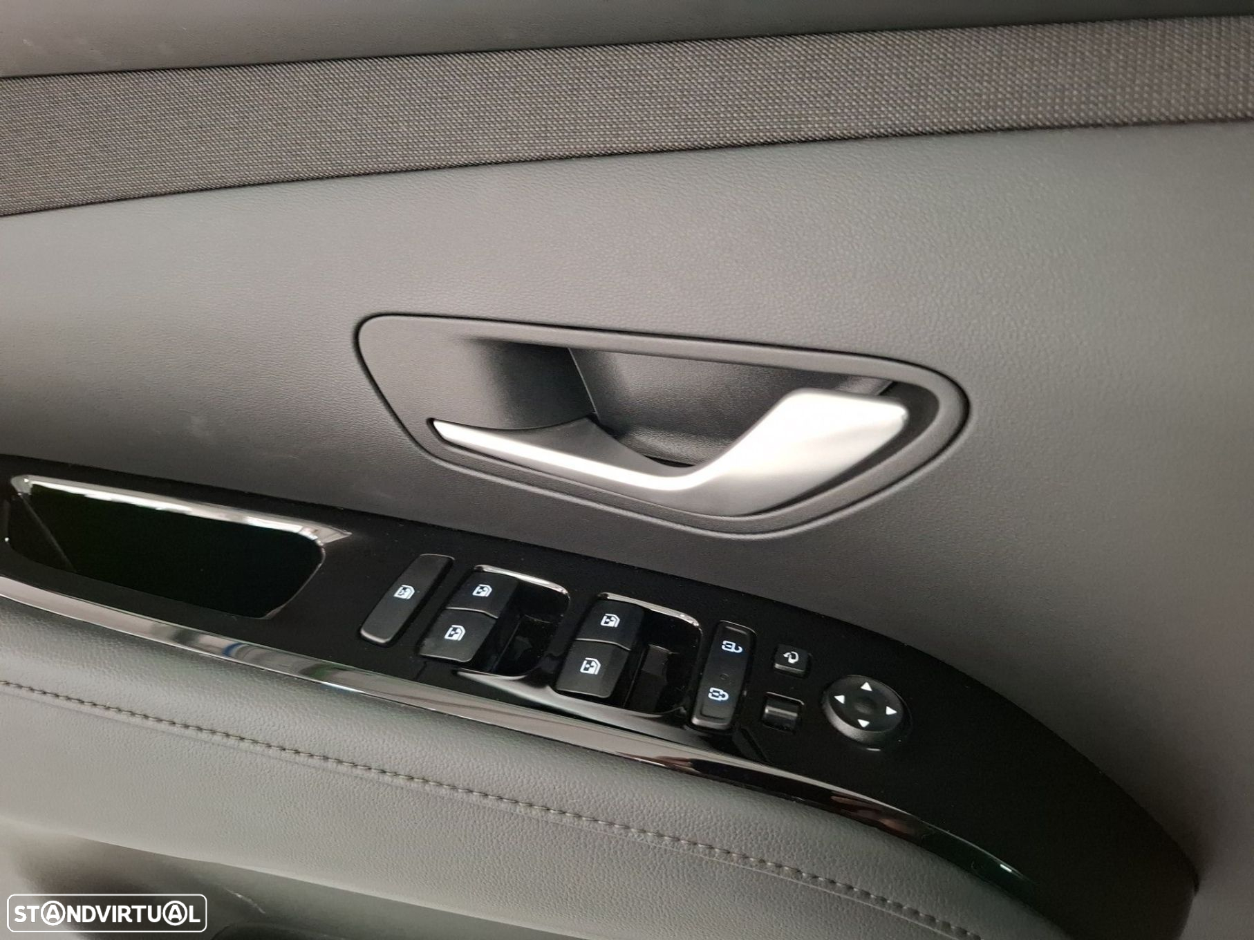 Hyundai Tucson 1.6 CRDi Vanguard - 23