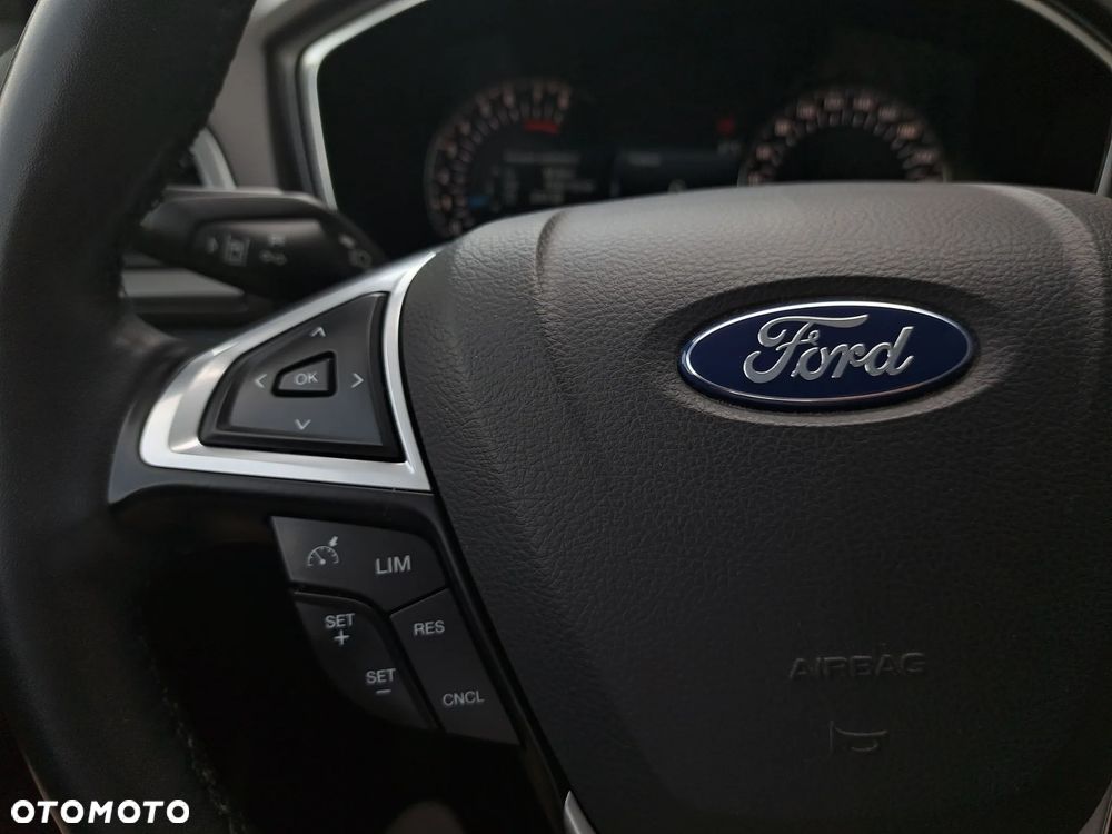 Ford Mondeo 1.5 EcoBoost Titanium - 23