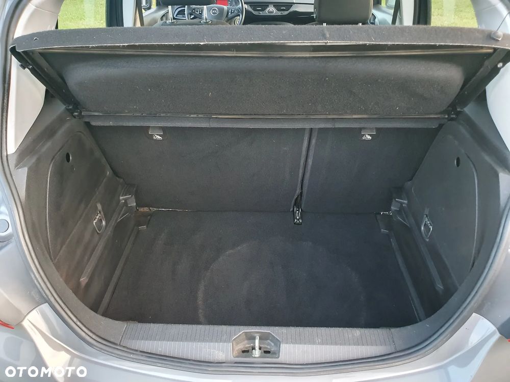 Opel Corsa 1.4 Cosmo - 12