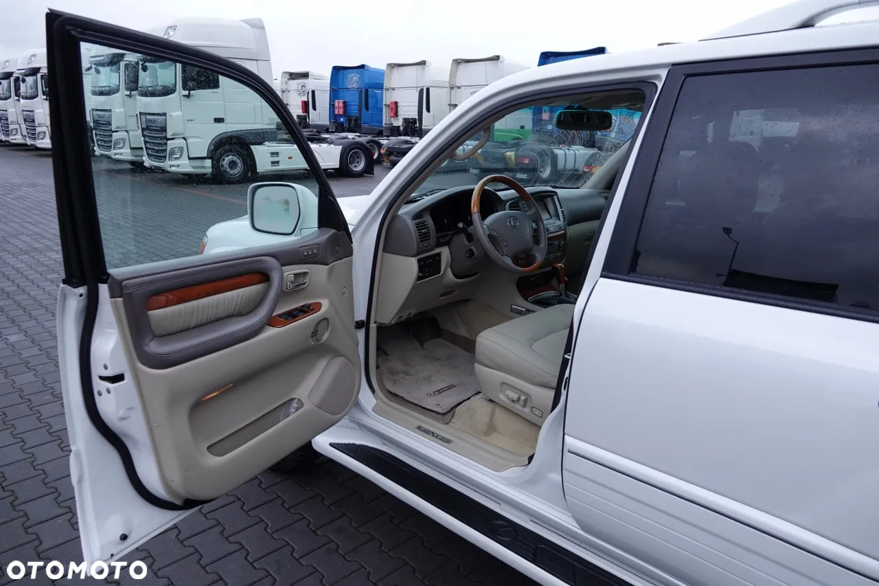 Lexus LX 470 - 12