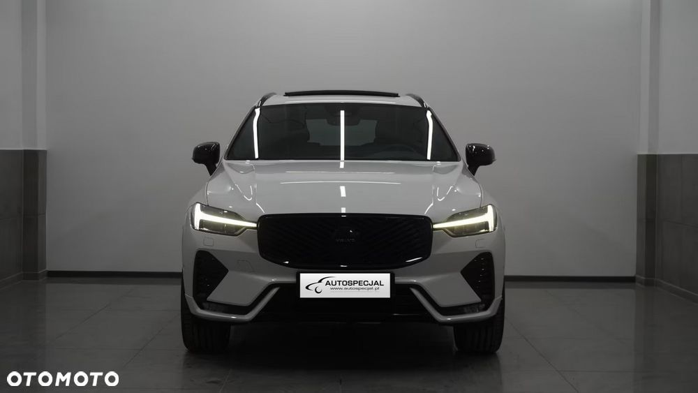 Volvo XC 60 B5 B AWD Ultra Black Edition - 9