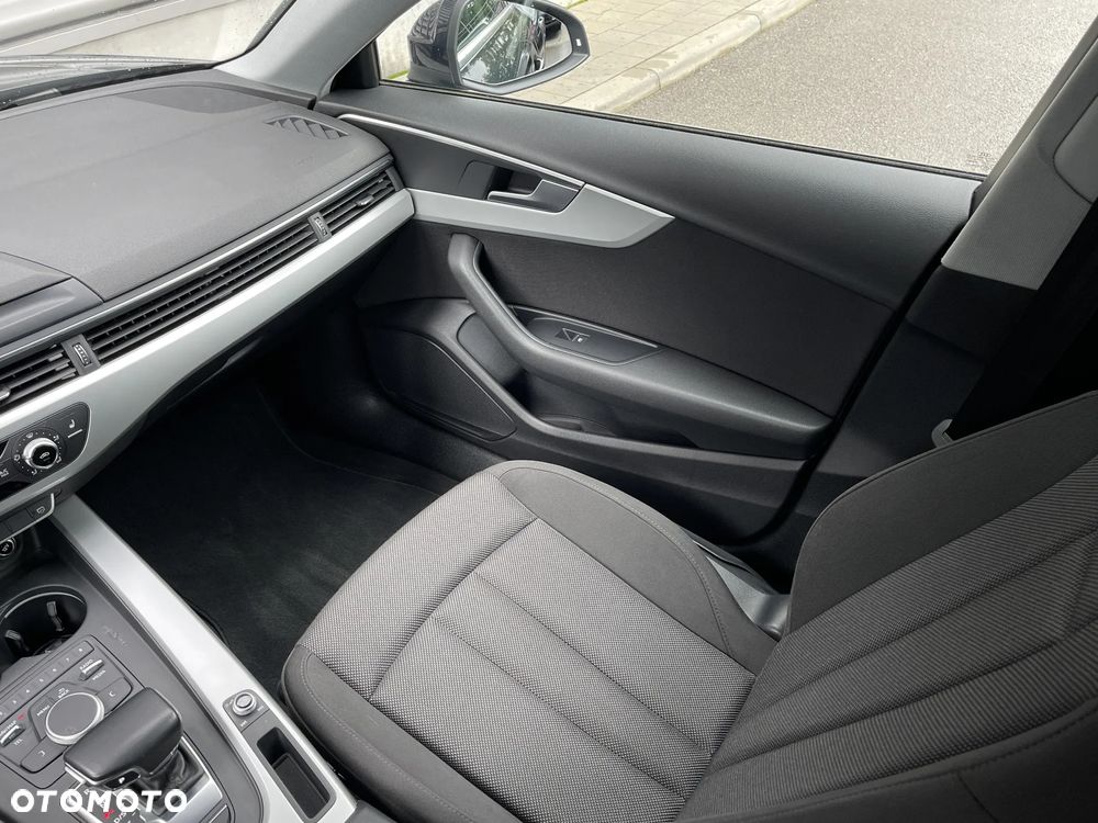 Audi A4 Avant - 27