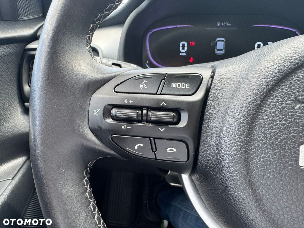 Kia Stonic 1.2 M - 18