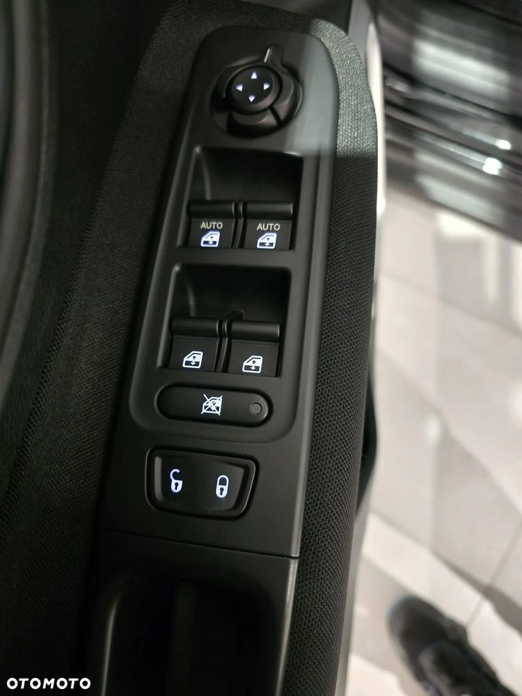 Jeep Renegade 1.6 E-TorQ Sport FWD - 12