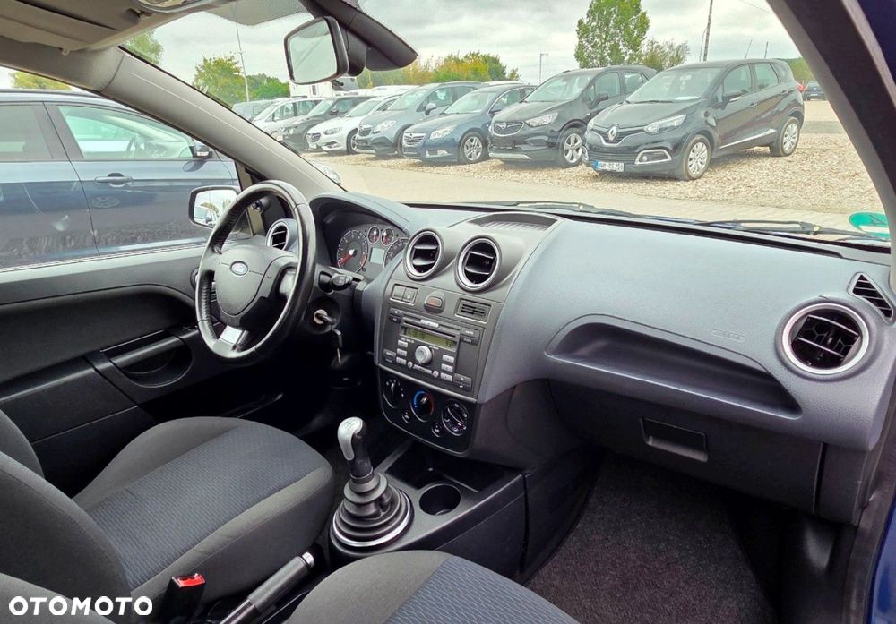 Ford Fiesta - 8