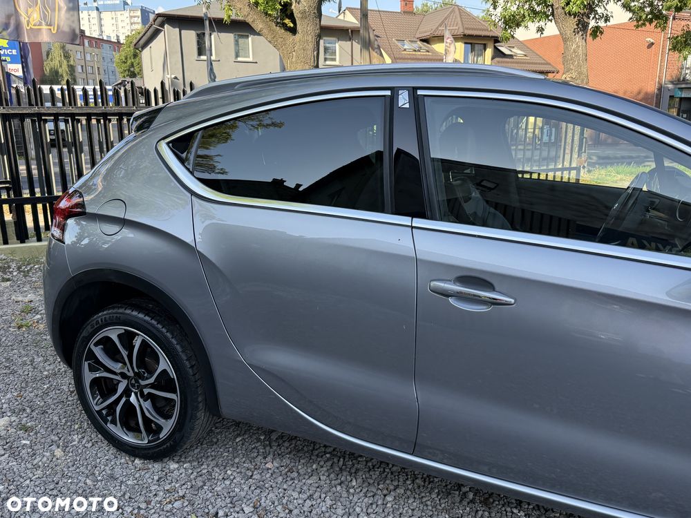 DS Automobiles DS 4 - 8