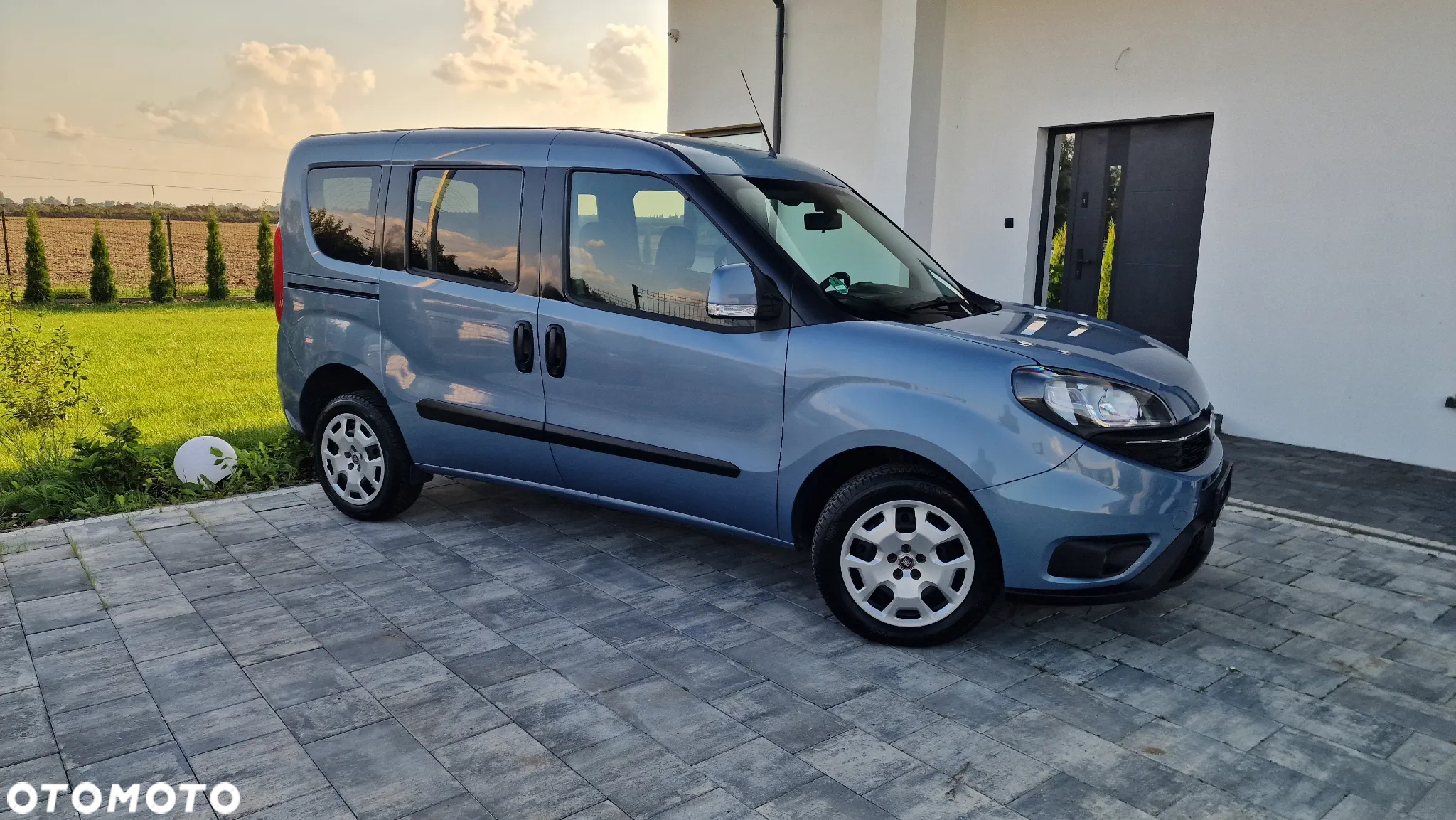 Fiat Doblo 1.6 16V Multijet Trekking - 3