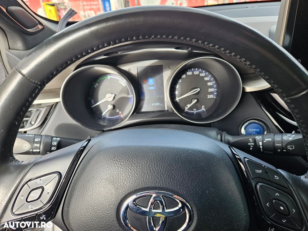 Toyota C-HR 2.0 HSD 184 CP 4x2 CVT Classy - 11