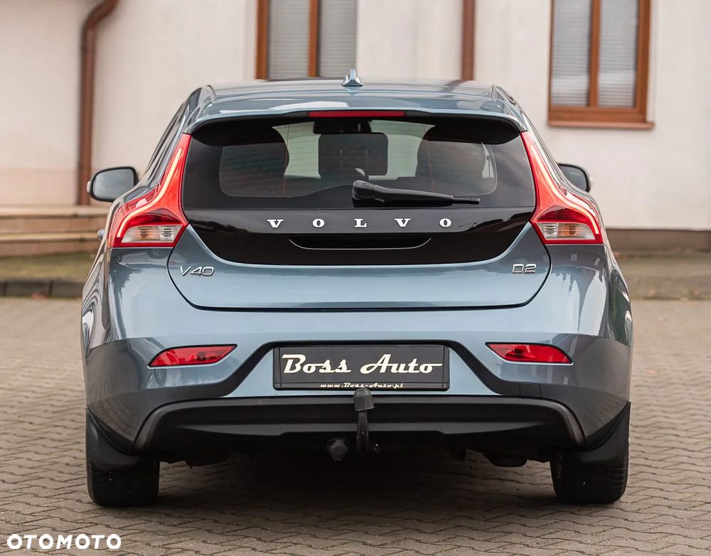 Volvo V40 D2 - 11