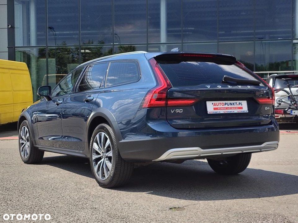 Volvo V90 Cross Country - 7