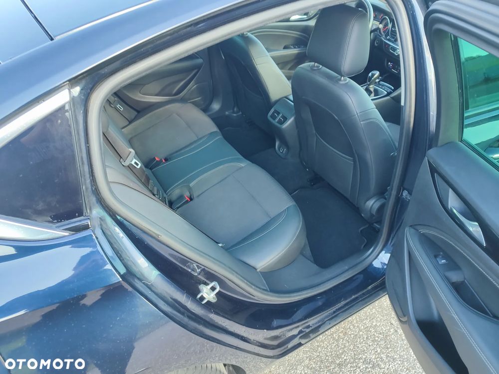 Opel Insignia 1.6 114g Exclusive - 12