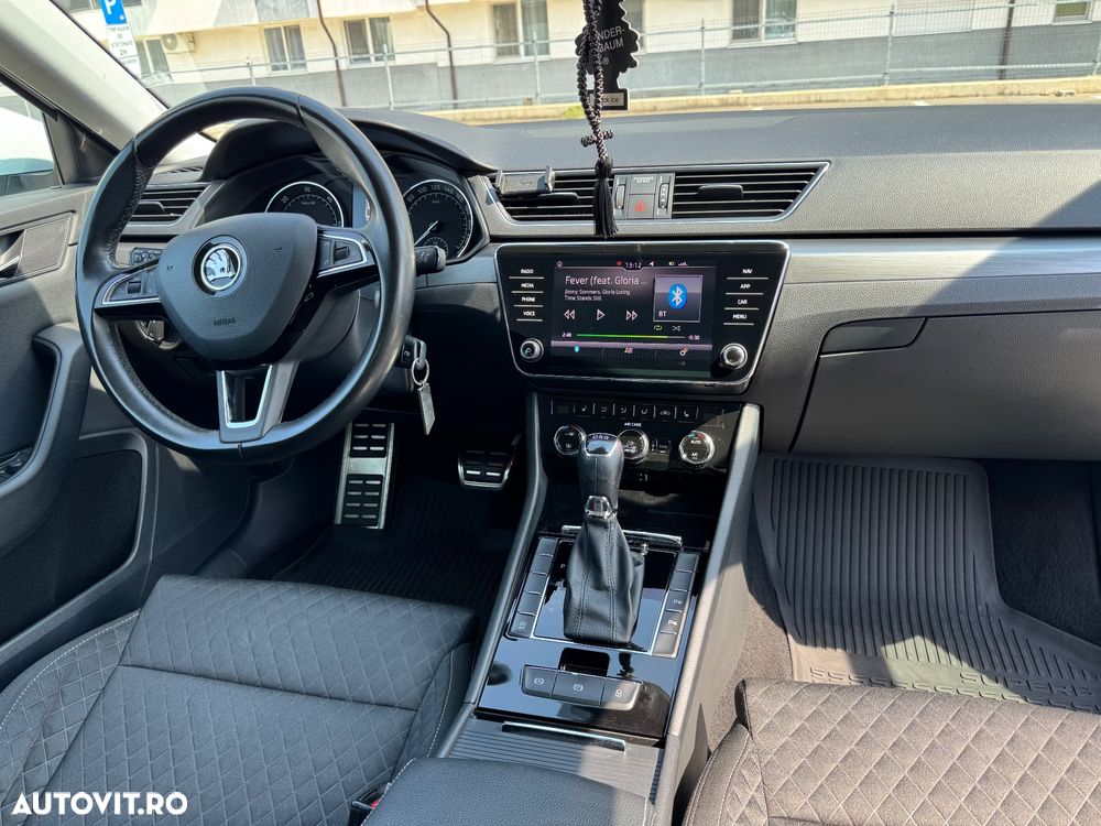 Skoda Superb 2.0 TDI DSG Style - 8