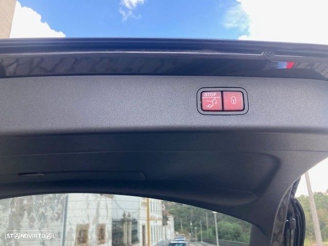 Mercedes-Benz E 300 e AMG Line - 11