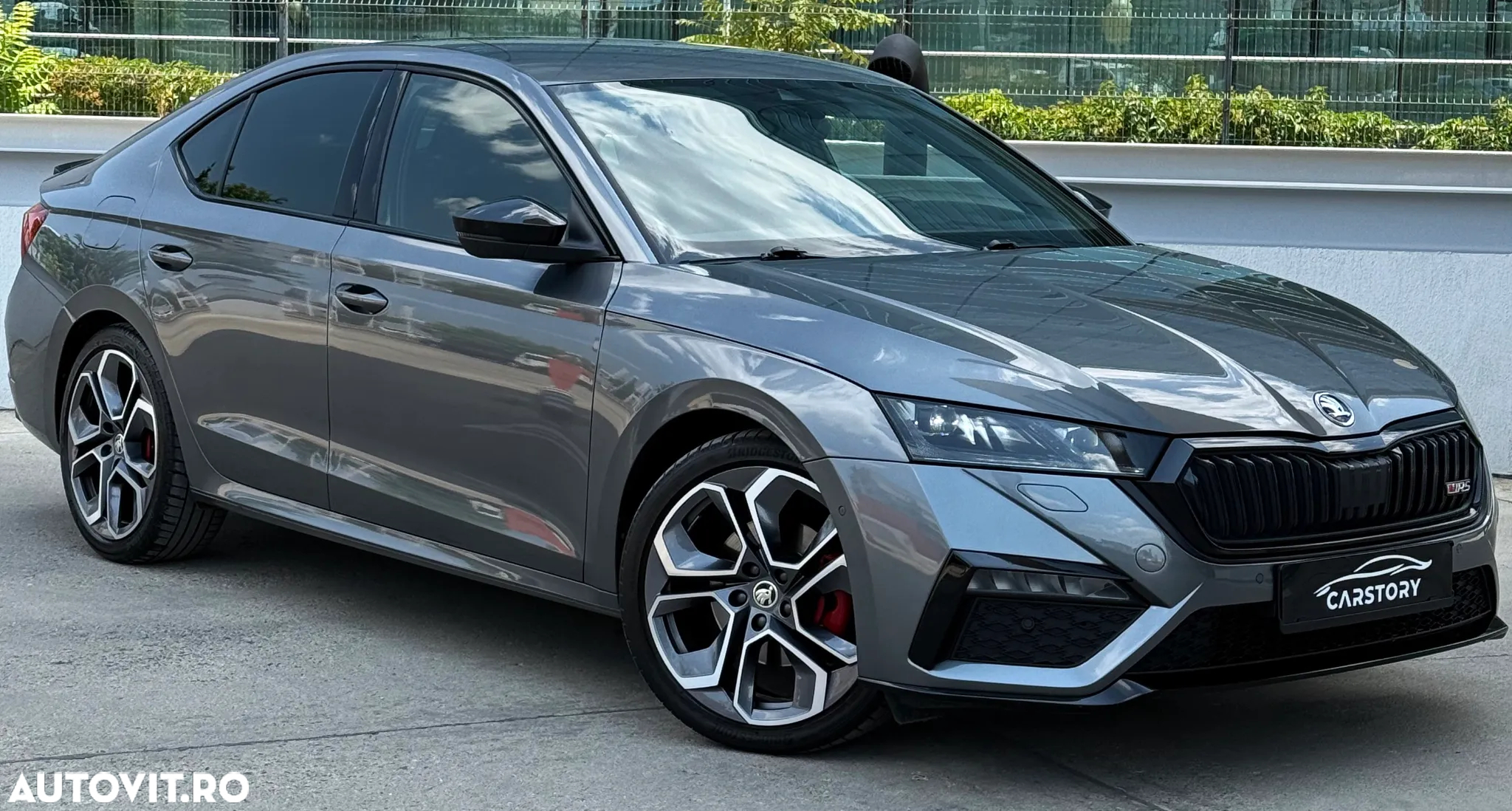 Skoda Octavia 2.0 TDI DSG 4x4 RS First Edition - 6