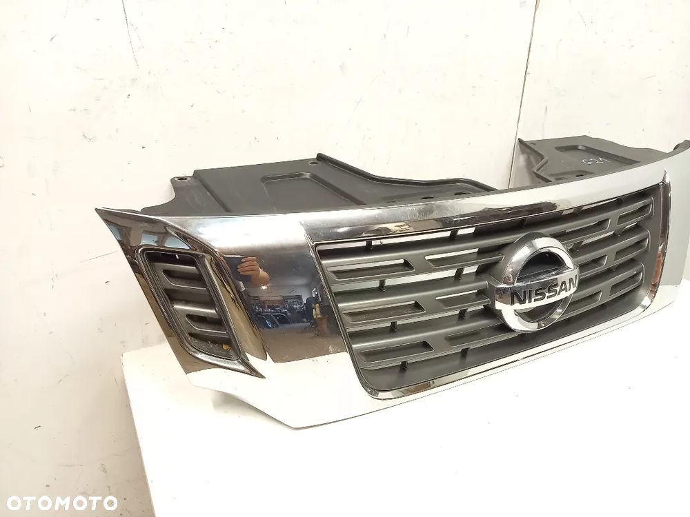 Nissan Navara NP300 grill atrapa chrom - 4