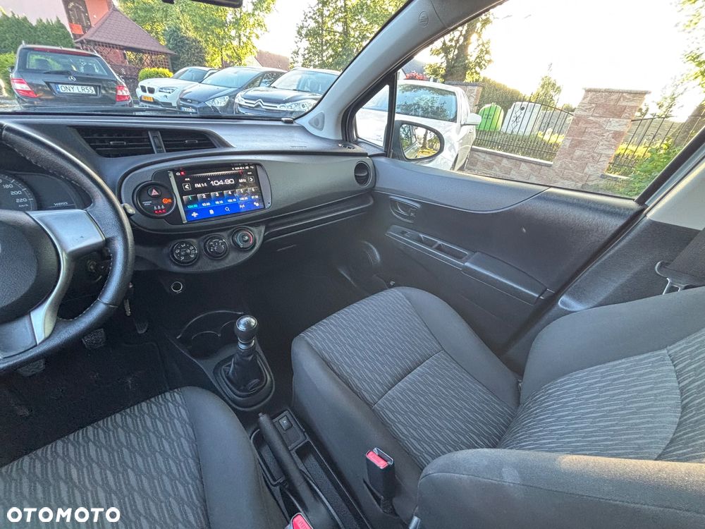 Toyota Yaris 1.4 D-4D Comfort - 25