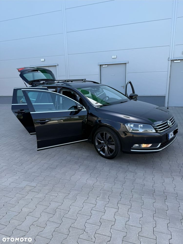 Volkswagen Passat 2.0 TDI Highline - 12