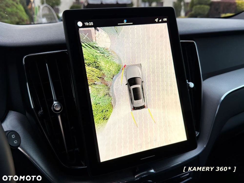 Volvo XC 60 B5 B AWD Geartronic RDesign - 22