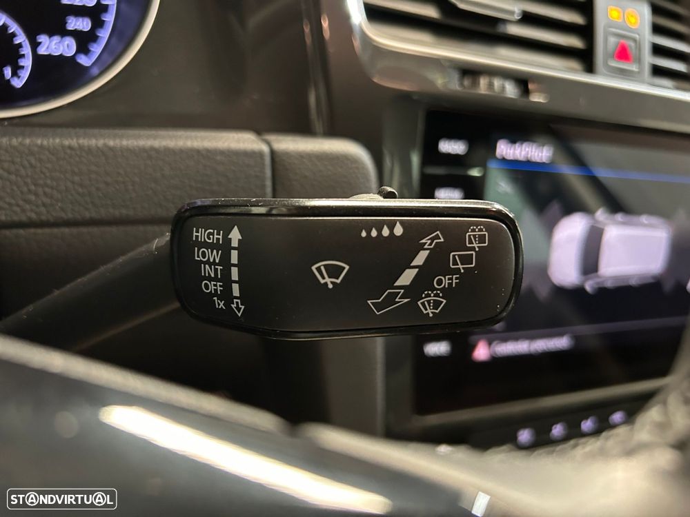 VW Golf Variant 1.6 TDi Confortline - 37