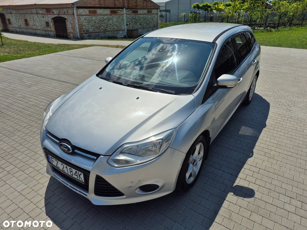 Ford Focus 1.6 TDCi Ambiente - 6