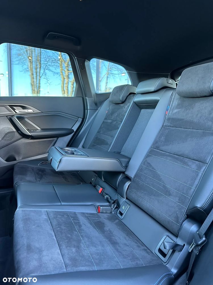 BMW X1 sDrive18i - 10