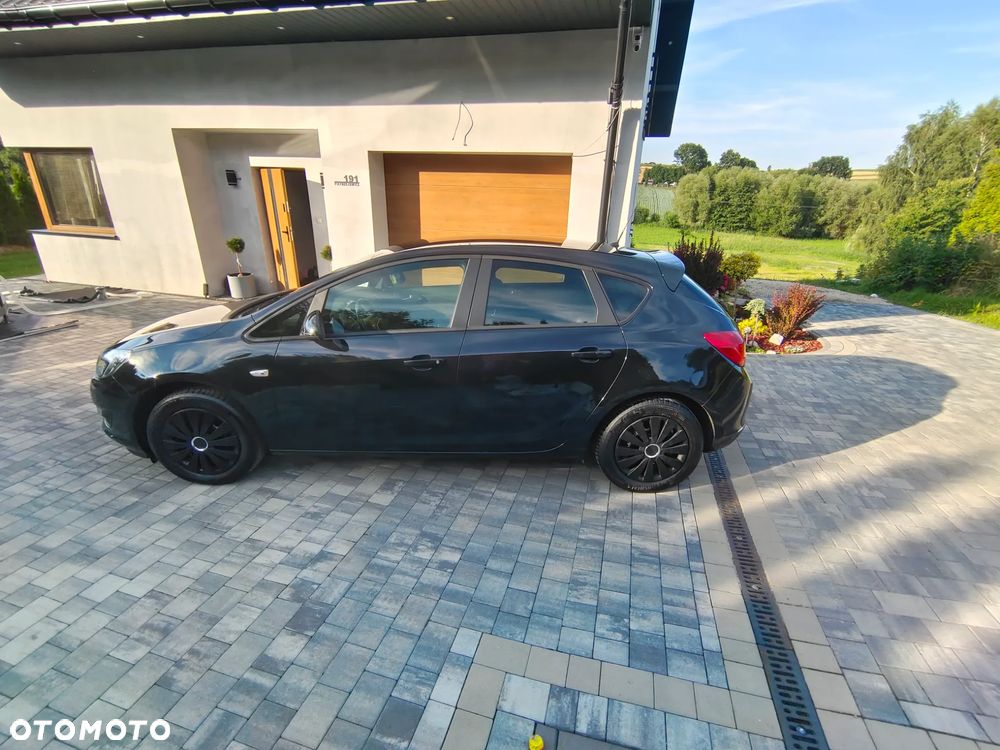 Opel Astra 1.4 T Cosmo - 15