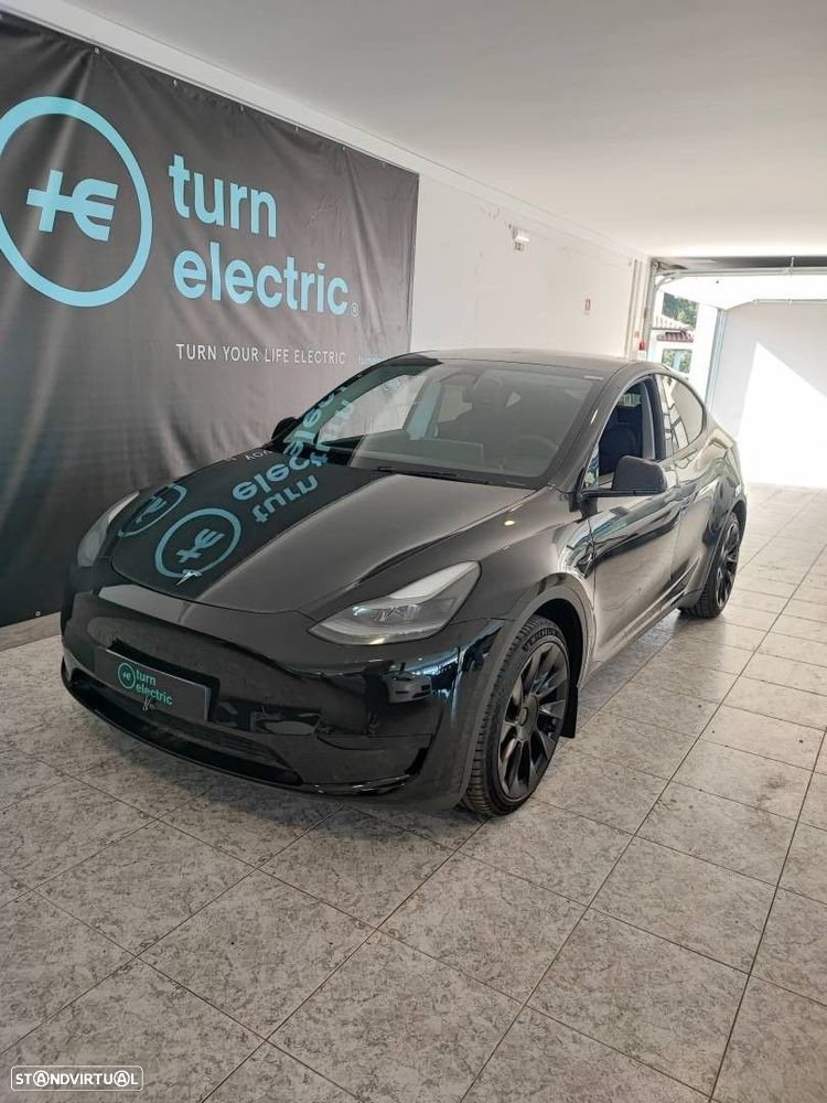 Tesla Model Y 2024 photo 2