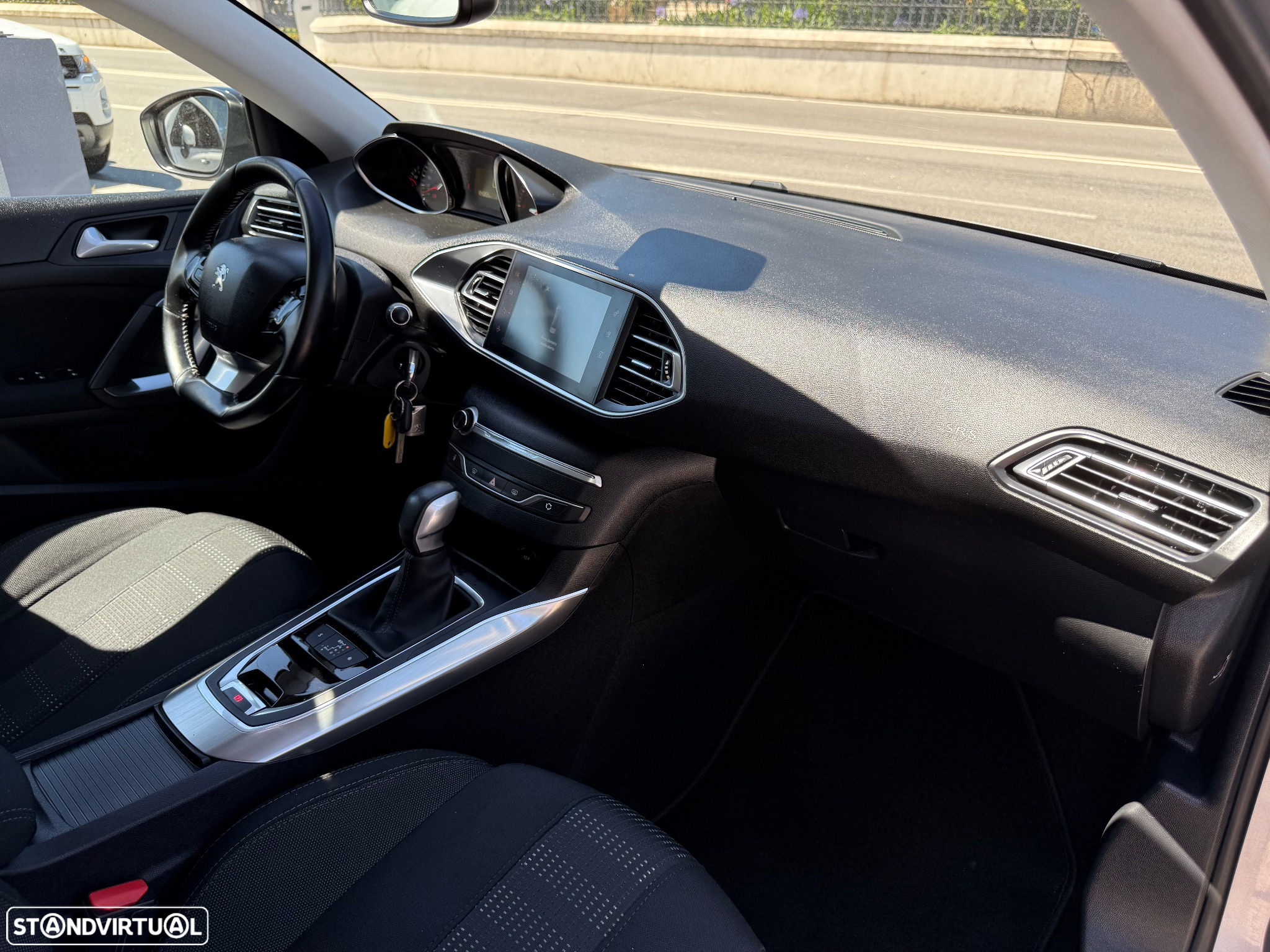 Peugeot 308 SW 1.6 BlueHDi Allure J17 EAT6 - 33