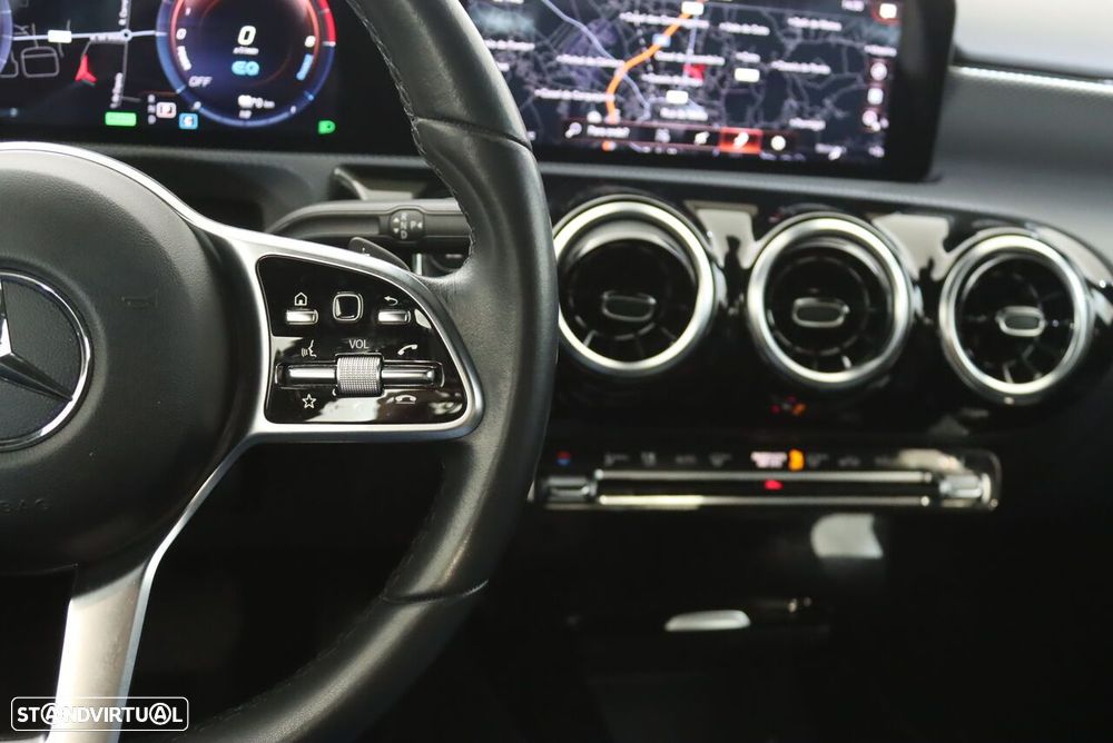 Mercedes-Benz A 250 Limousine e Style Plus - 12