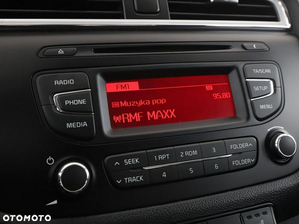 Kia Ceed 1.4 CVVT Edition 7 - 24