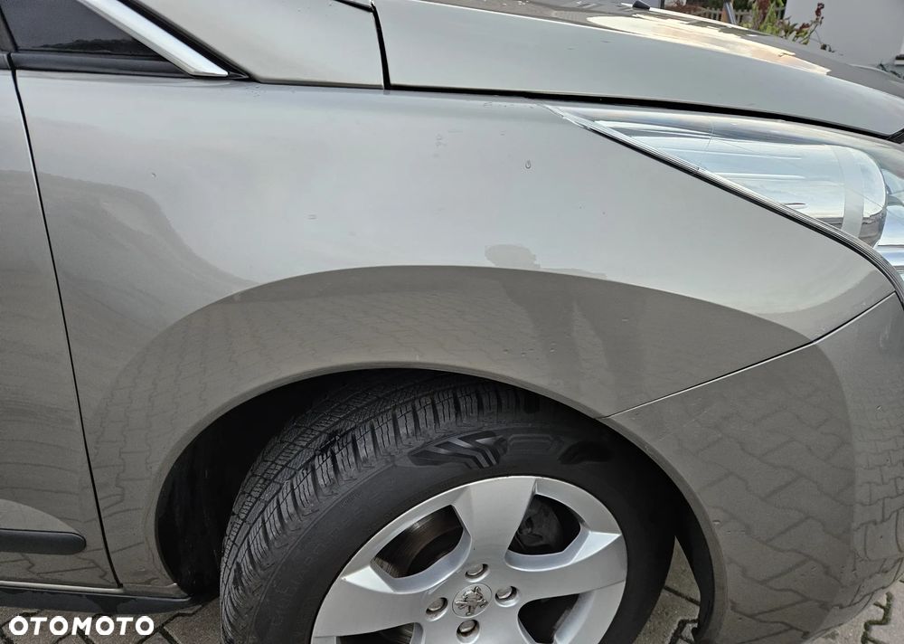 Peugeot 3008 błotnik przód przedni prawy  EVGC - 4
