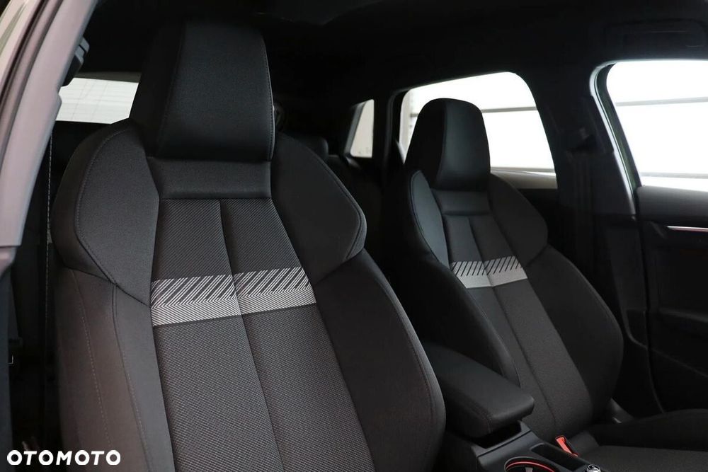 Audi A3 Sportback - 13