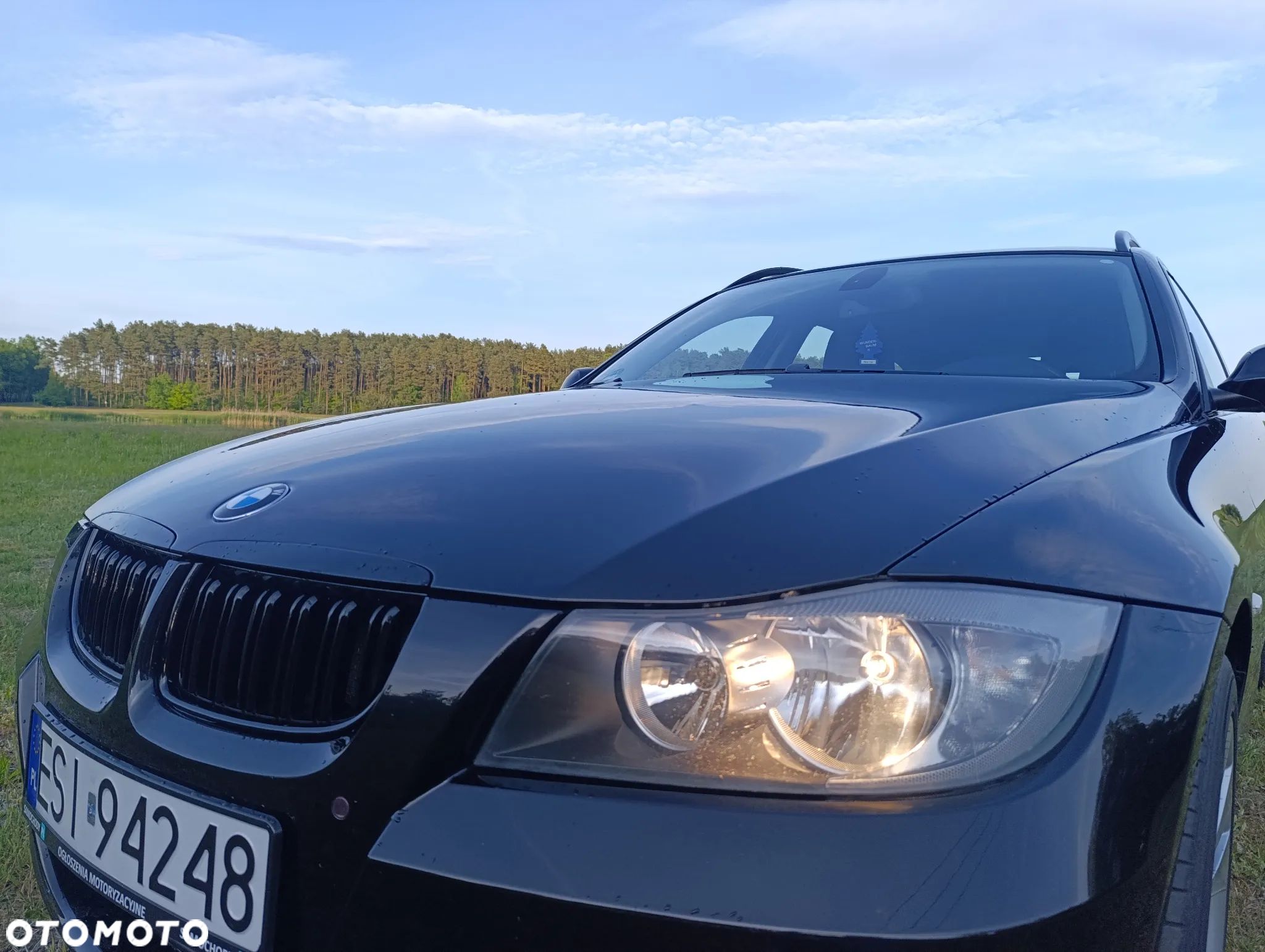 BMW Seria 3 320i Touring - 1