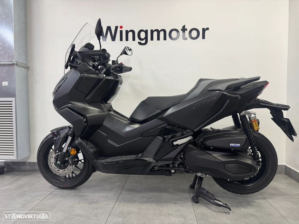 Honda ADV 350 - 2