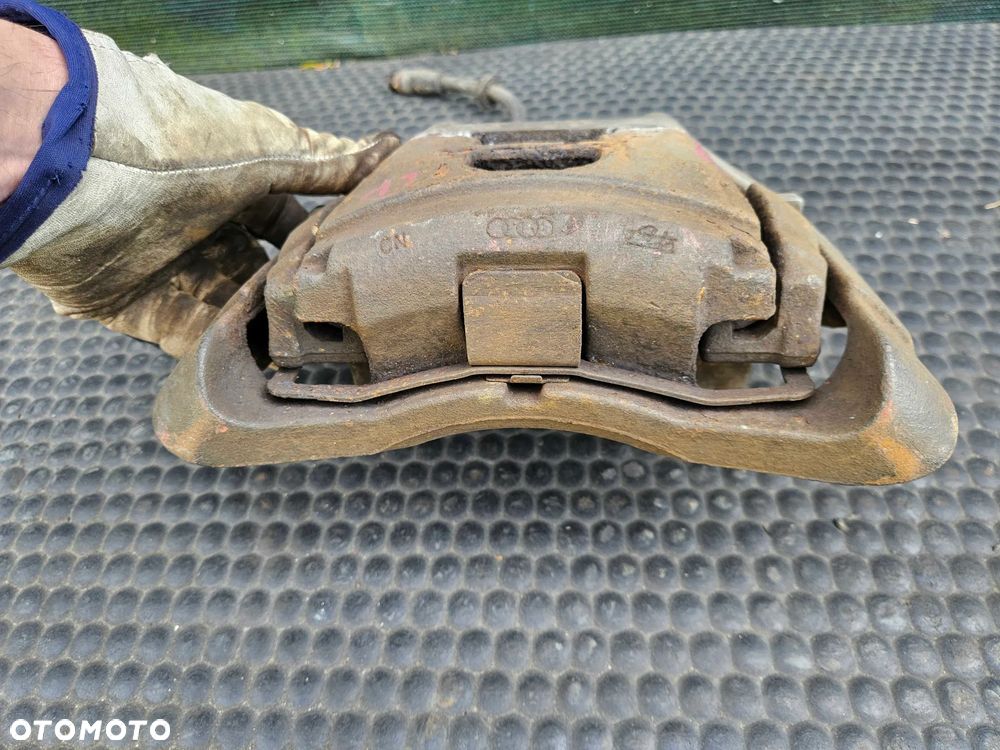 Zaciski Zacisk Hamulce Klocki Tarcze Tarcza Oslony Oslona 320mm Przod Przednie SWAP Audi A6 C6. - 17