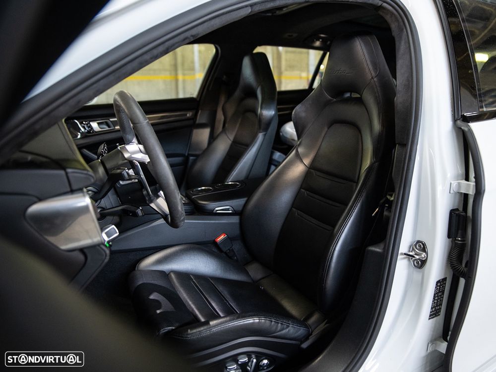 Porsche Panamera Sport Turismo Turbo S E-Hybrid - 6