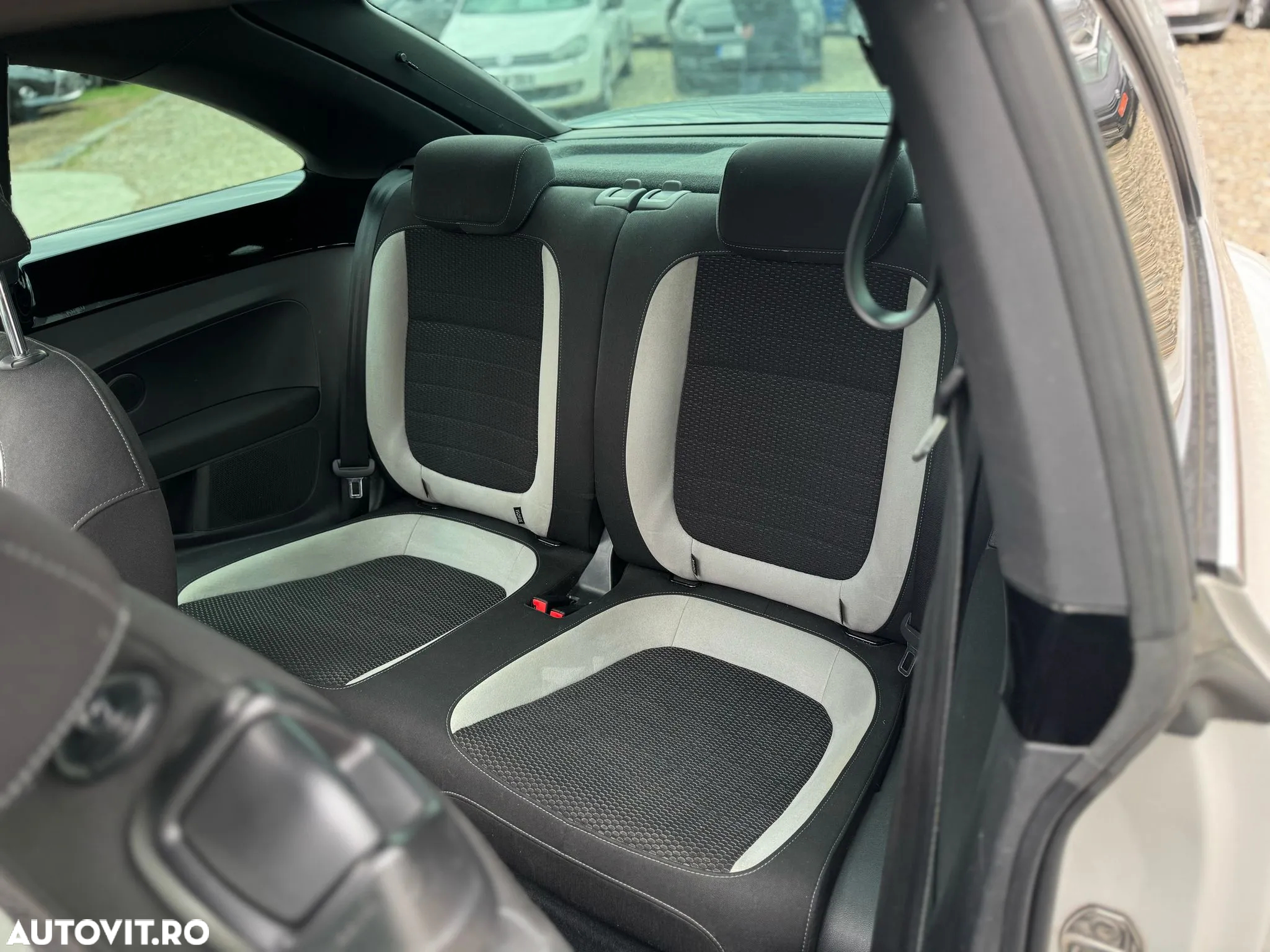 Volkswagen Beetle The 2.0 TDI DSG DPF - 39