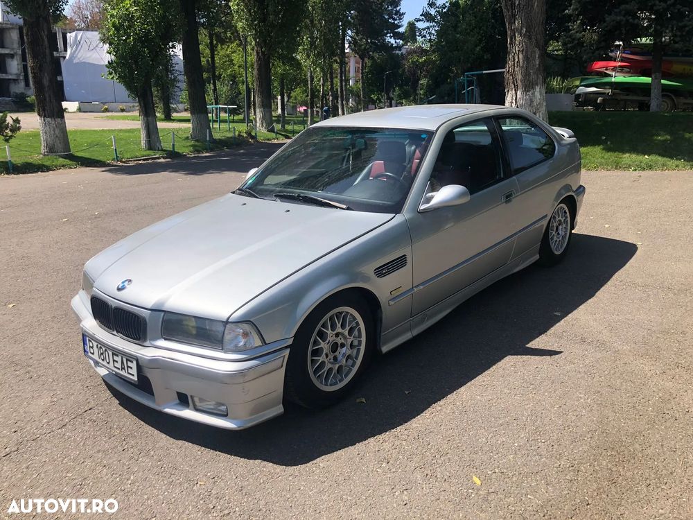 BMW Seria 3 318i - 1