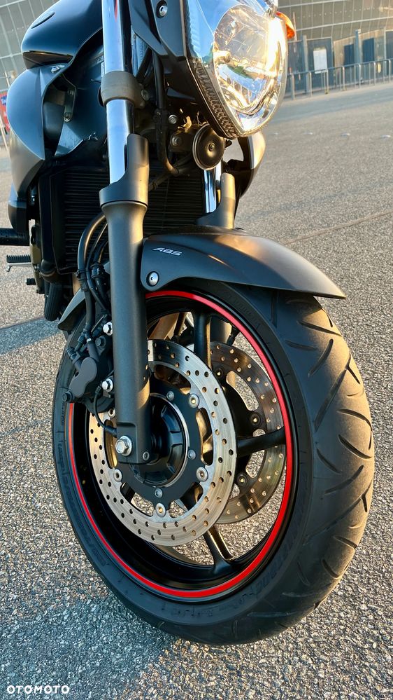 Yamaha XJ - 25